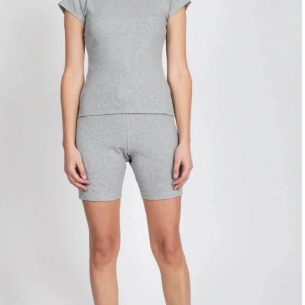 Brunette The Label Ribbed Biker Shorts